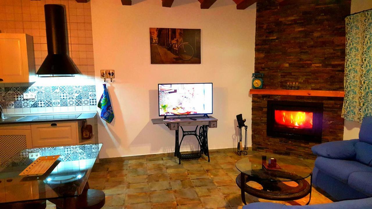 Casas Rurales Almoguer Frailes Exterior photo